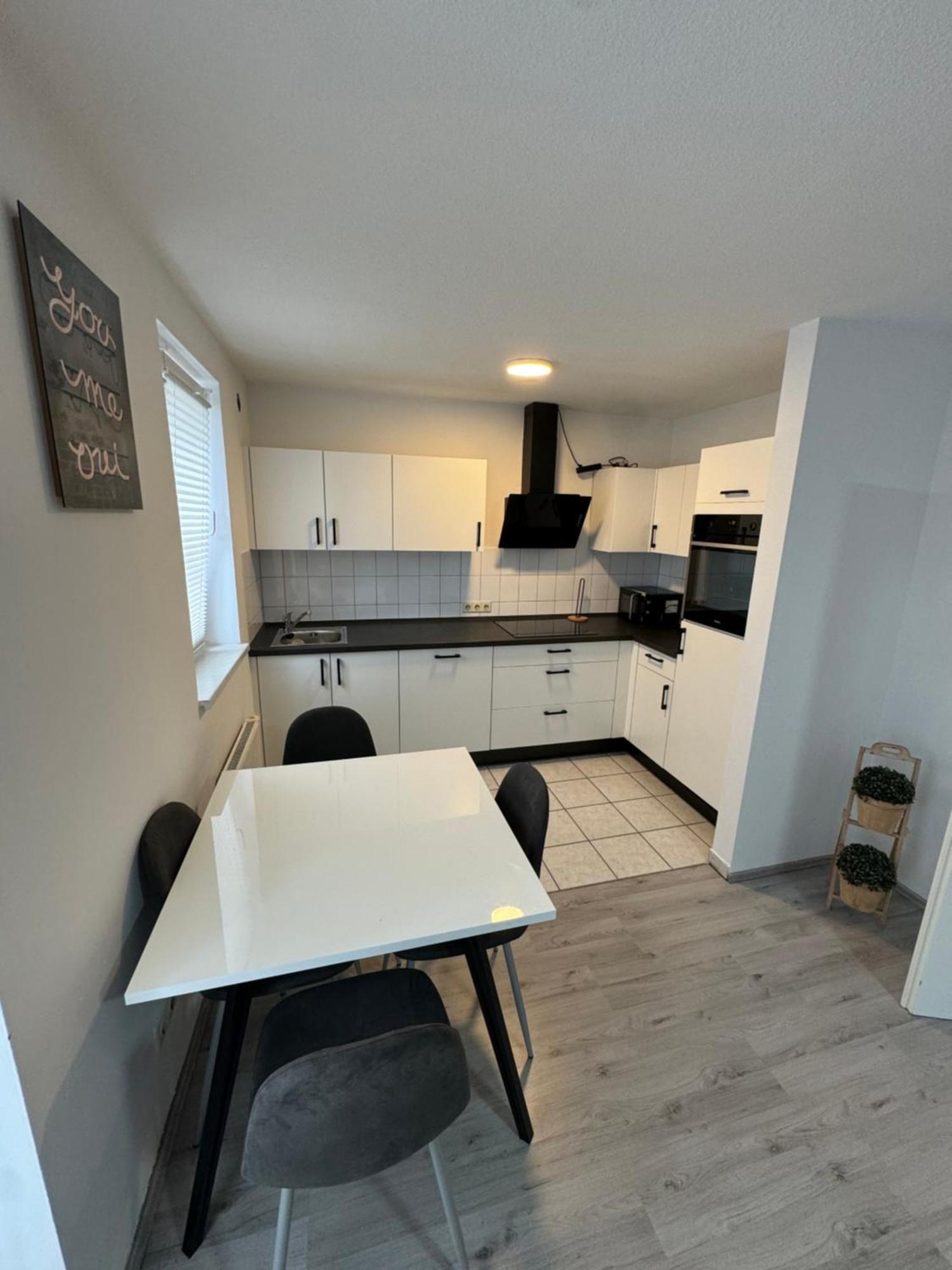 Alex Apartments 3 سولينجين المظهر الخارجي الصورة